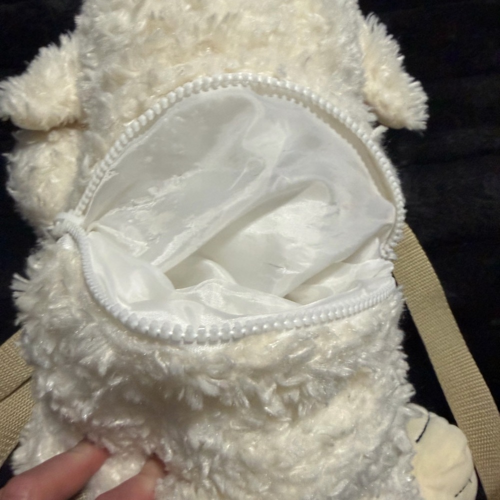 Critter Collection lamb backpack by Lynco Products. - Picture 7 of 7